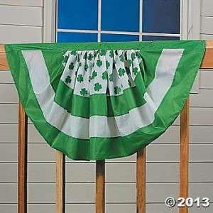 StPattysDayDeckDecor