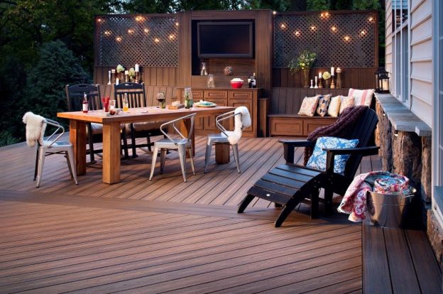 Deck with outdoor seating and dining table